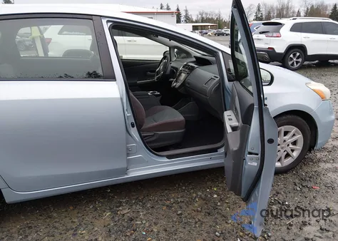 2013 Toyota Prius V Two из США, поврежденный, VIN JTDZN3EU1D3229958